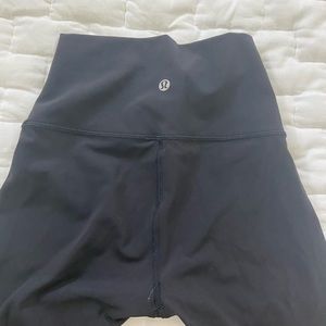 Lululemon black Wunder Under HighRise 25” leggings
